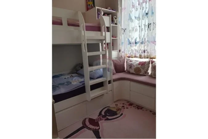 Tirane, shitet apartament 2+1 Kati 9, 82 m² 189.000 € (Frosina Plaku)