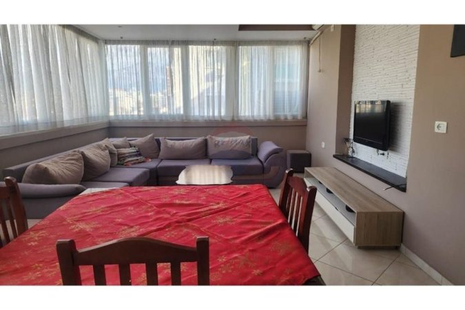 Tirane, shitet apartament 2+1 Kati 4, 98 m² 205.800 € (Rruga Ndre Mjeda)