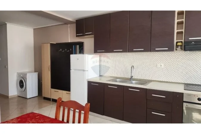 Tirane, shitet apartament 2+1 Kati 4, 98 m² 205.800 € (Rruga Ndre Mjeda)