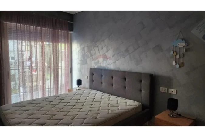 Tirane, shitet apartament 2+1 Kati 4, 98 m² 205.800 € (Rruga Ndre Mjeda)