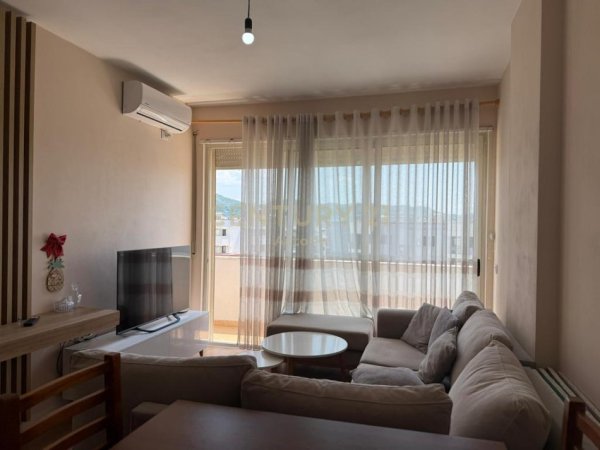 Tirane, jepet me qera apartament 1+1 Kati 6, 61 m² 400 € (Rruga Beslidhja)