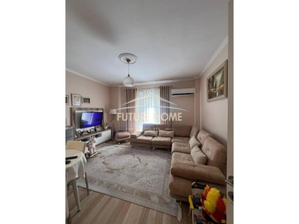 Tirane, shitet apartament 1+1 Kati 2, 73 m² 105.000 € 