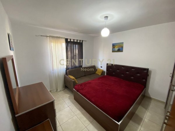 Tirane, shitet apartament 1+1 Kati 5, 60 m² 85.000 € (tek Burgu Grave)
