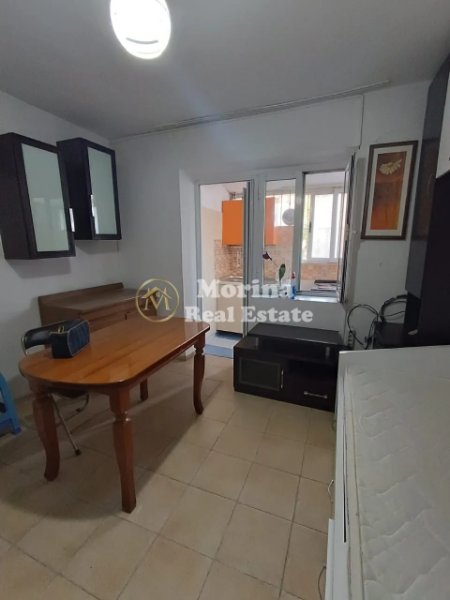 Tirane, jepet me qera garsonier Kati 1, 30 m² 250 € (Selvia)