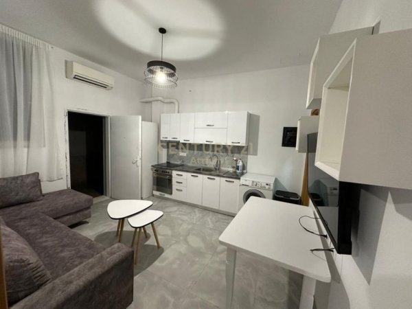 Tirane, jepet me qera apartament 1+1 Kati 0, 60 m² 500 € (Rr. Frosina Plaku)