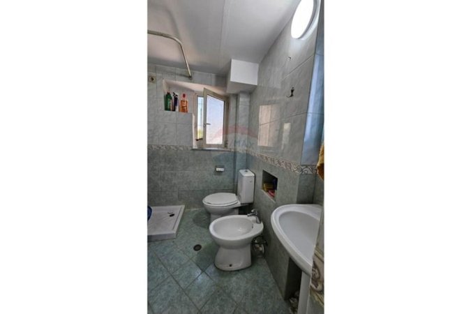 Tirane, jepet me qera apartament 2+1 , 65 m² 580 € (Bulevardi Gjergj Fishta)