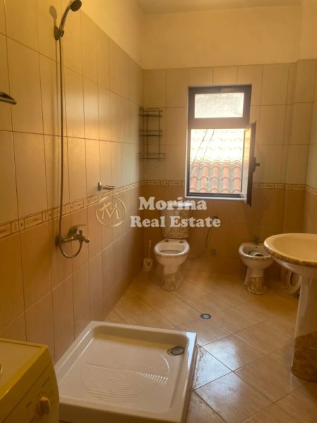 Tirane, jepet me qera 2+1 Kati 3, 100 m² 360 € (Rruga 5 Maji)