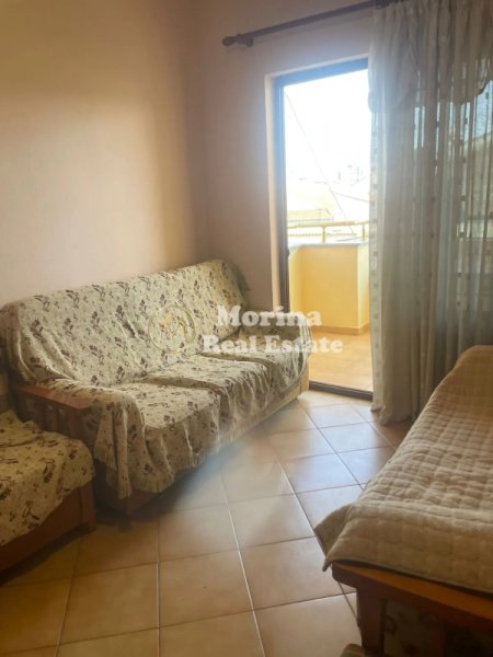 Tirane, jepet me qera 2+1 Kati 3, 100 m² 360 € (Rruga 5 Maji)
