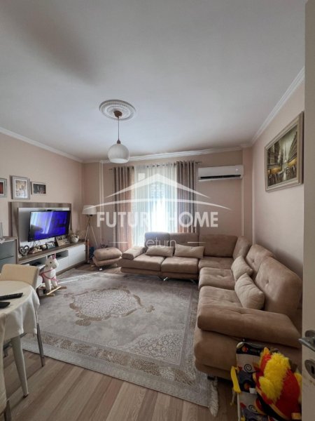 Tirane, shitet apartament 1+1 Kati 2, 73 m² 105.000 € (Rruga Shefqet Kuka)