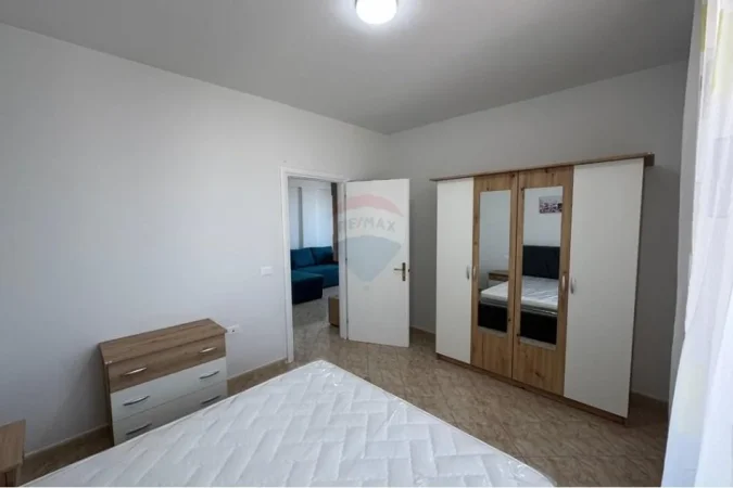 Shqiperi, jepet me qera apartament 1+1 Kati 8, 72 m² 550 € (kika 1)