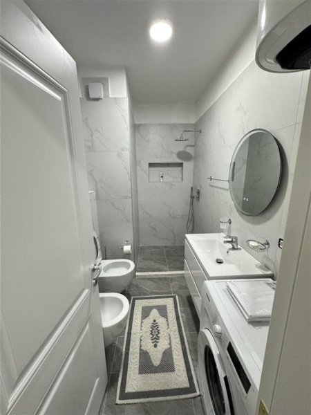 Tirane, jepet me qera apartament 2+1+Ballkon Kati 1, 100 m² 650 € (rruga e dibres)