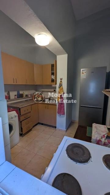 Tirane, jepet me qera apartament 1+1 Kati 2, 70 m² 450 € (Sheshi Willson)
