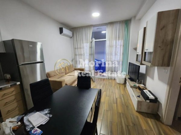 Tirane, jepet me qera apartament 1+1 Kati 3, 60 m² 570 € (Komuna e Parisit)