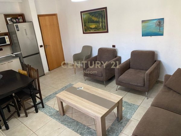 Tirane, shes apartament 1+1 Kati 5, 60 m² 85.000 € (Rruga Idriz Dollaku)