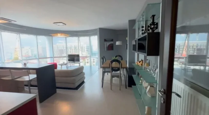 Tirane, jepet me qera apartament 2+1 Kati 7, 130 m² 800 € (komuna e parisit)