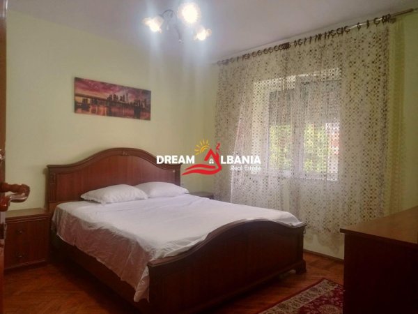 Tirane, jepet me qera apartament 1+1 Kati 3, 65 m² 550 € (Prane Rruges se Elbasanit)