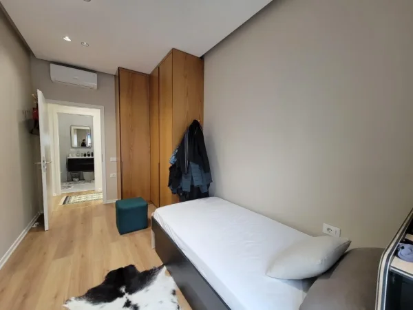 Tirane, shitet apartament 2+1 Kati 4, 86 m² 155.000 € 