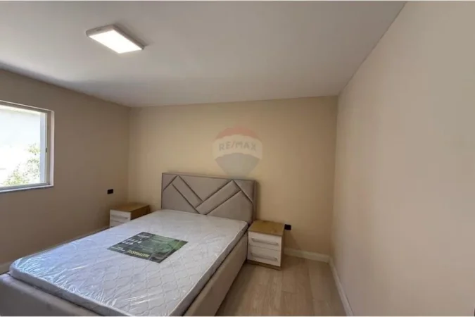 Tirane, jepet me qera apartament 2+1 , 61 m² 470 € (Isuf Elezi)