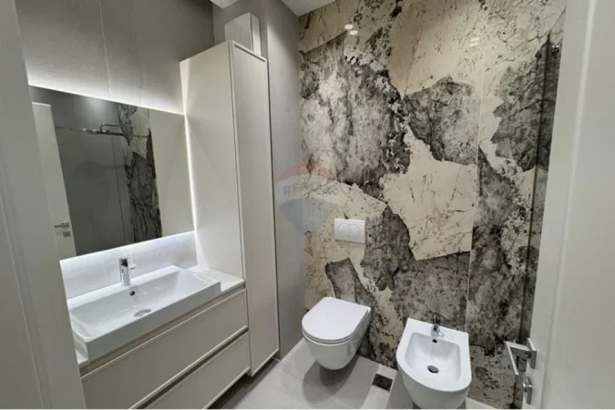 Tirane, jepet me qera apartament 2+1 Kati 3, 110 m² 1.200 € (Liqeni i thate)