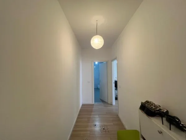 Tirane, shitet apartament 1+1 Kati 3, 72 m² 160.000 € 