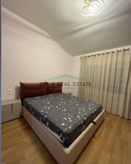 Tirane, jepet me qera apartament 1+1 Kati 3, 82 m² 500 € (Teleferik)