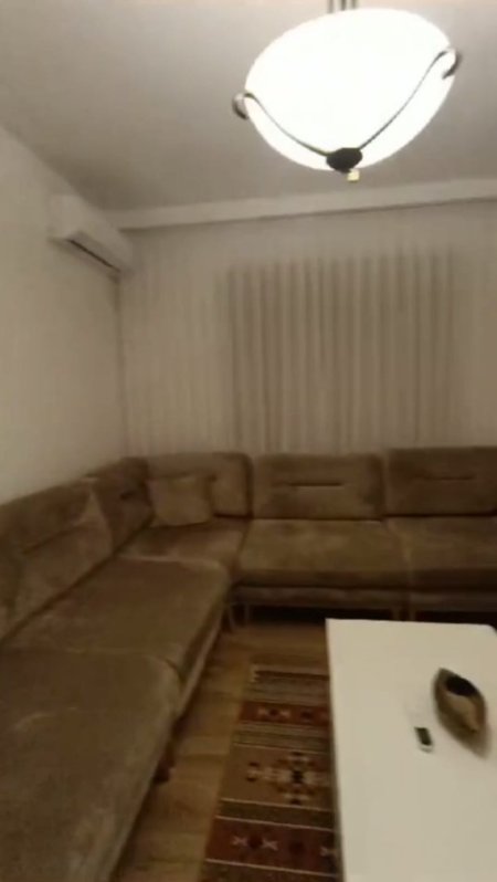 Tirane, jepet me qera apartament 2+1 Kati 3, 600 € 
