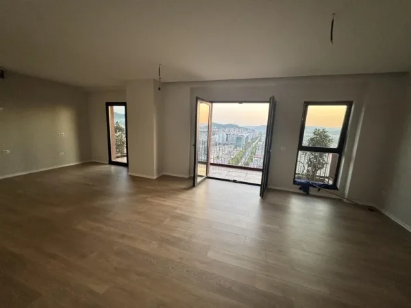 Tirane, jepet me qera apartament Kati 17, 160 m² 1.700 € (Te Garden Building)