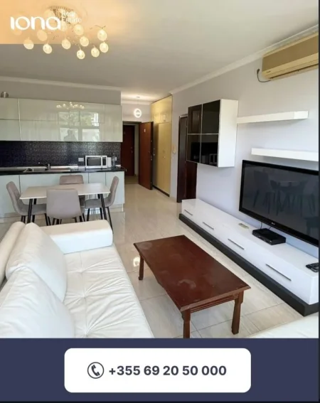 Shkembi Kavajes, shitet apartament 1+1 Kati 5, 60 m² 80.000 € (Koloseo)