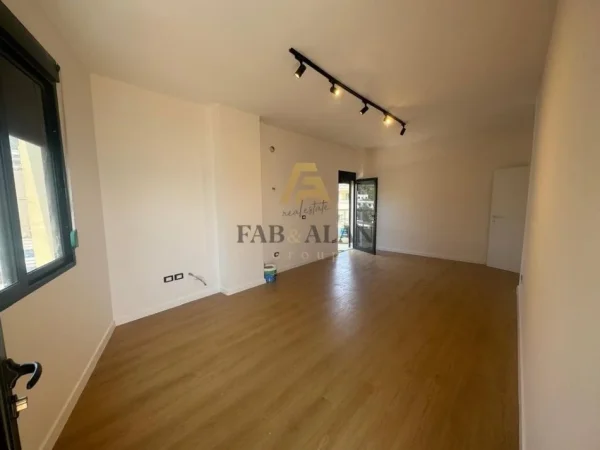 Durres, shitet apartament 2+1 Kati 5, 94 m² 235.000 € (Vollga)