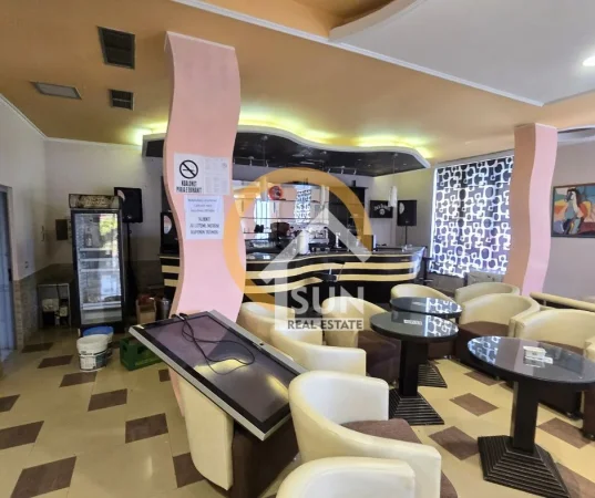 Shkoder, jepet me qera ambjent biznesi Kati 2, 200 m² (RR. KOLE HEQIMI)