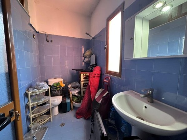 Tirane, shitet apartament 2+1+Ballkon Kati 5, 92 m² 123.000 € (KOMBINAT)
