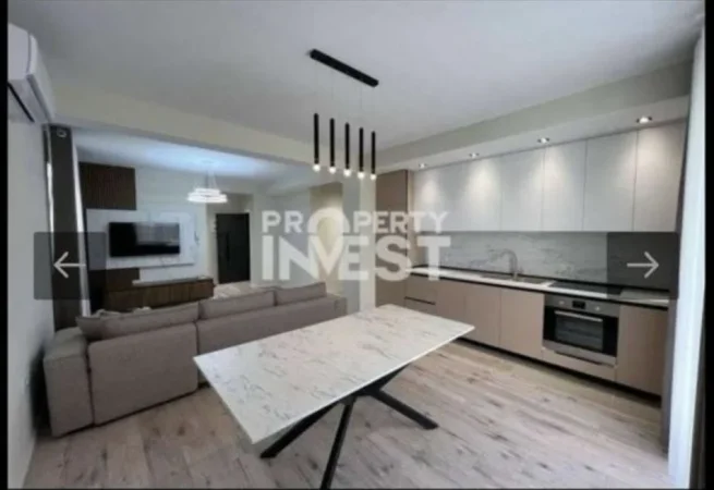 Tirane, ndarje qeraje Vile 2+1+Aneks+Ballkon Kati 3, 120 m² 150 € (Te fizika berthamore)