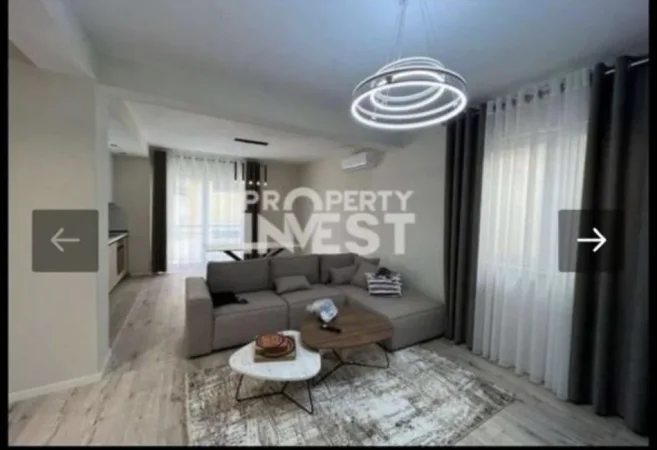 Tirane, ndarje qeraje Vile 2+1+Aneks+Ballkon Kati 3, 120 m² 150 € (Te fizika berthamore)