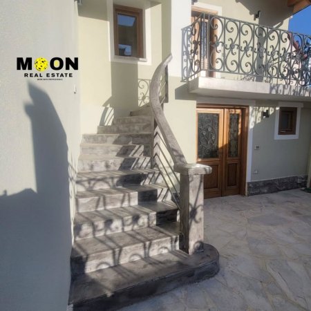 moonrealestatealbania_1751030127668.jpg