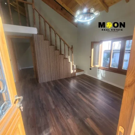 Korce, shitet shtepi 1 Katshe Kati 2, 70 m² 147.000 € (Korce)