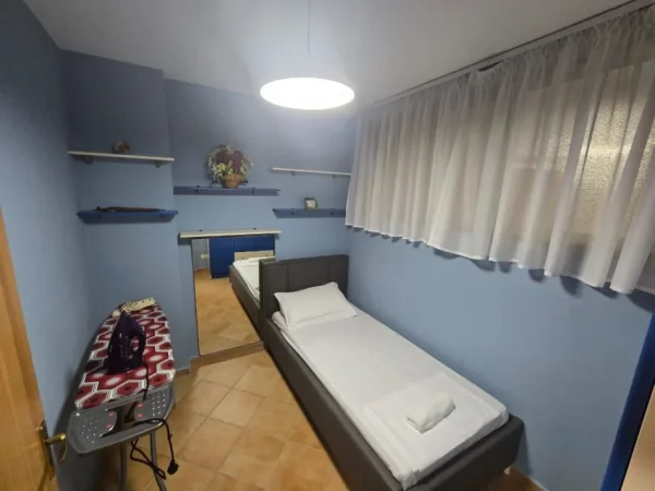 Tirane, jepet me qera apartament 2+1 Kati 7, 70 m² 500 € (5 Maji)