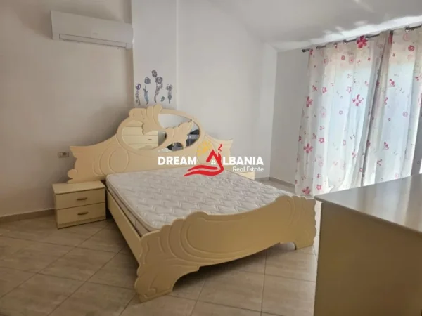 Tirane, jepet me qera apartament 2+1+Ballkon Kati 7, 120 m² 700 € (Ne Fresk - ID 42215304)