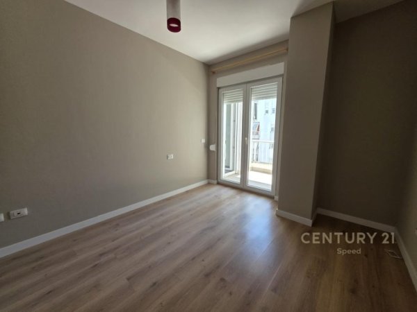 Tirane, shes apartament 1+1 Kati 3, 75 m² 155.000 € 