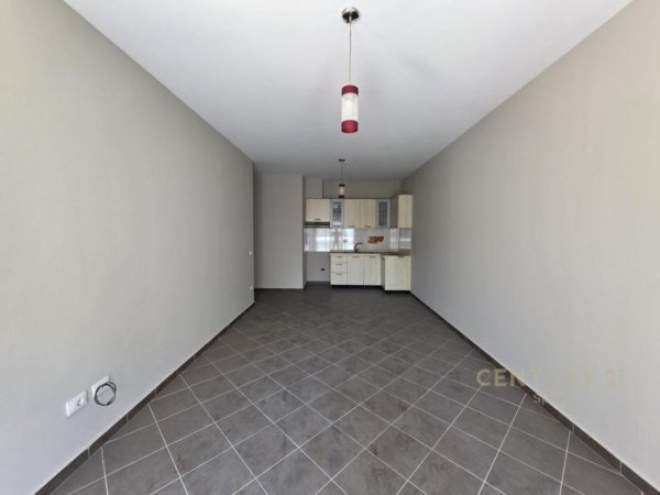 Tirane, shes apartament 1+1 Kati 3, 75 m² 155.000 € 