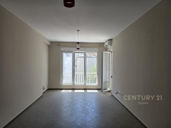 Tirane, shes apartament 1+1 Kati 3, 75 m² 155.000 € 