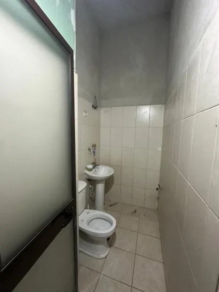 Tirane, shitet ambjent biznesi Kati 0, 69 m² (Rruga Thoma Koxhaj)