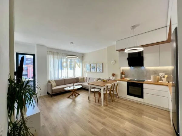 Tirane, jepet me qera apartament 2+1+Ballkon Kati 3, 86 m² 1.300 € (Pazari i Ri)