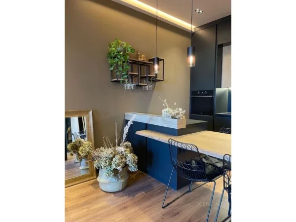 Tirane, jepet me qera apartament 2+1 Kati 6, 100 m² 1.500 € 