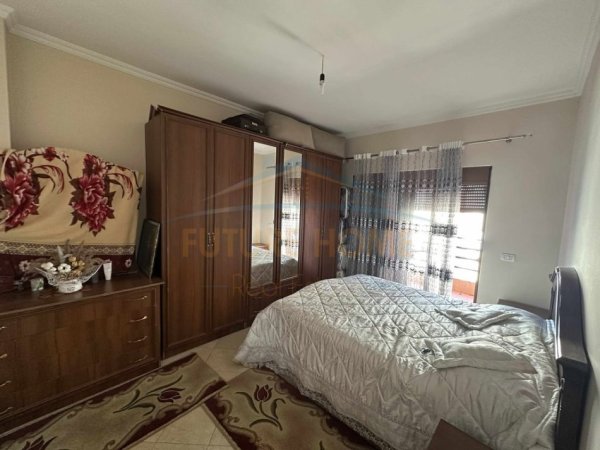 Tirane, shitet apartament 2+1+Ballkon Kati 5, 92 m² 115.000 € (Rruga Besim Alla)