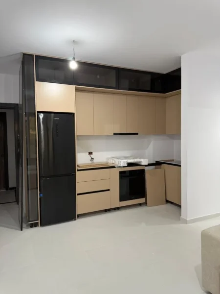 Vlore, shitet apartament 1+1+Ballkon , 160.000 € (Rruga Aleksander Moisiu, Vlorë)