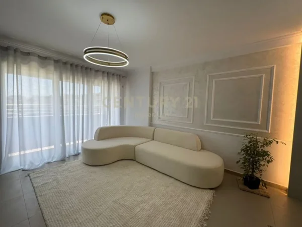 Tirane, shitet apartament 2+1 Kati 6, 117 m² 163.000 € 