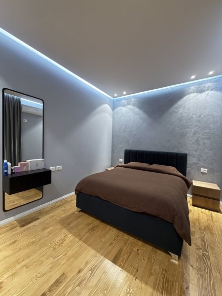 Tirane, shes apartament+verande | Penthouse 2+1+Ballkon Kati 5, 250 m² 300.000 € (Qesarake)