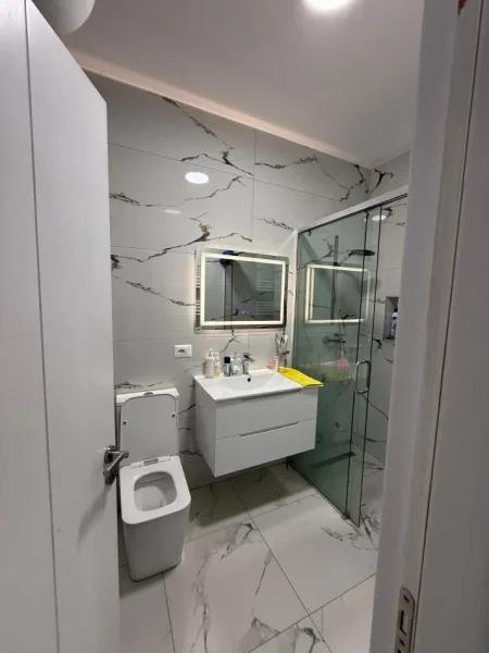 Tirane, shitet apartament 3+1+Ballkon , 120 m² 230.000 € (Selitë, Rruga Isuf Elezi, Selitë, Njësia Bashkiake Nr. 5, Tirana, Tirana Municipality, Tirana County, Central Albania, 1020, Albania)