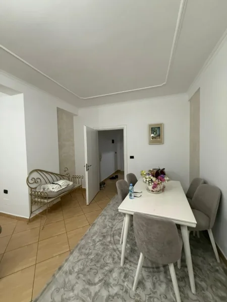 Tirane, shitet apartament 3+1+Ballkon , 120 m² 230.000 € (Selitë, Rruga Isuf Elezi, Selitë, Njësia Bashkiake Nr. 5, Tirana, Tirana Municipality, Tirana County, Central Albania, 1020, Albania)