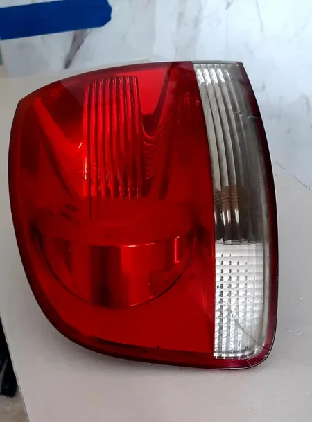 Tirane, shes  Xhami i pasem & stopin e pasem teTuaregu 2.5 i vitit 2006 100 Euro